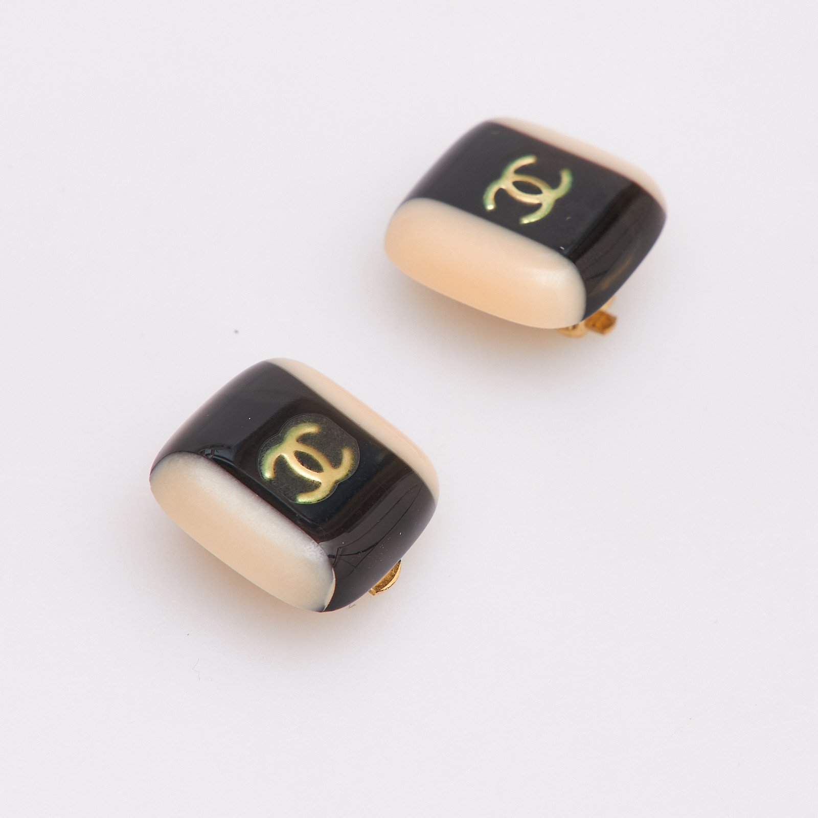 Клипсы Chanel - купить оригинал в секонд-хенде SFS - 3