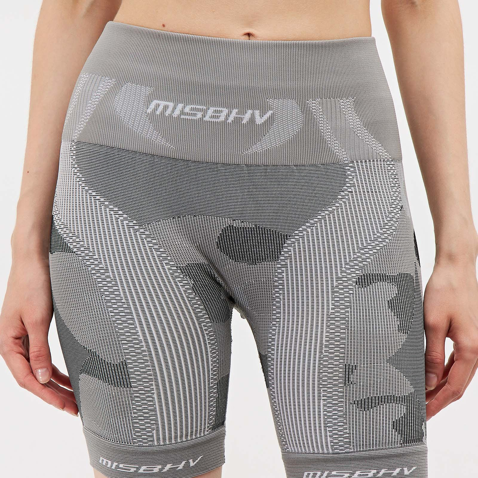 Шорты серого цвета MISBHV - фото из каталога магазина брендовой одежды Second Friend Store Шорты MISBHV - купить оригинал в секонд-хенде SFS - 2