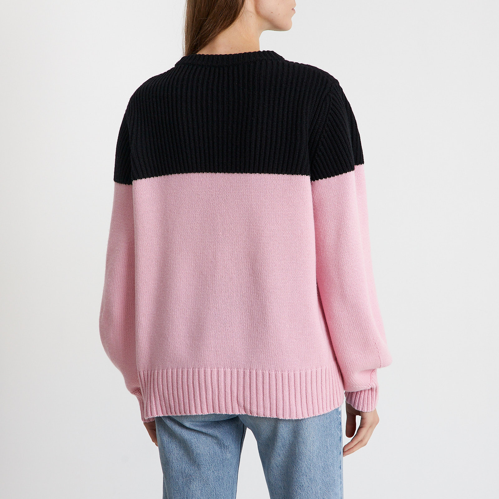 Свитер черного цвета Alexander McQueen - фото из каталога магазина брендовой одежды Second Friend Store Свитер Alexander McQueen - купить оригинал в секонд-хенде SFS - 3