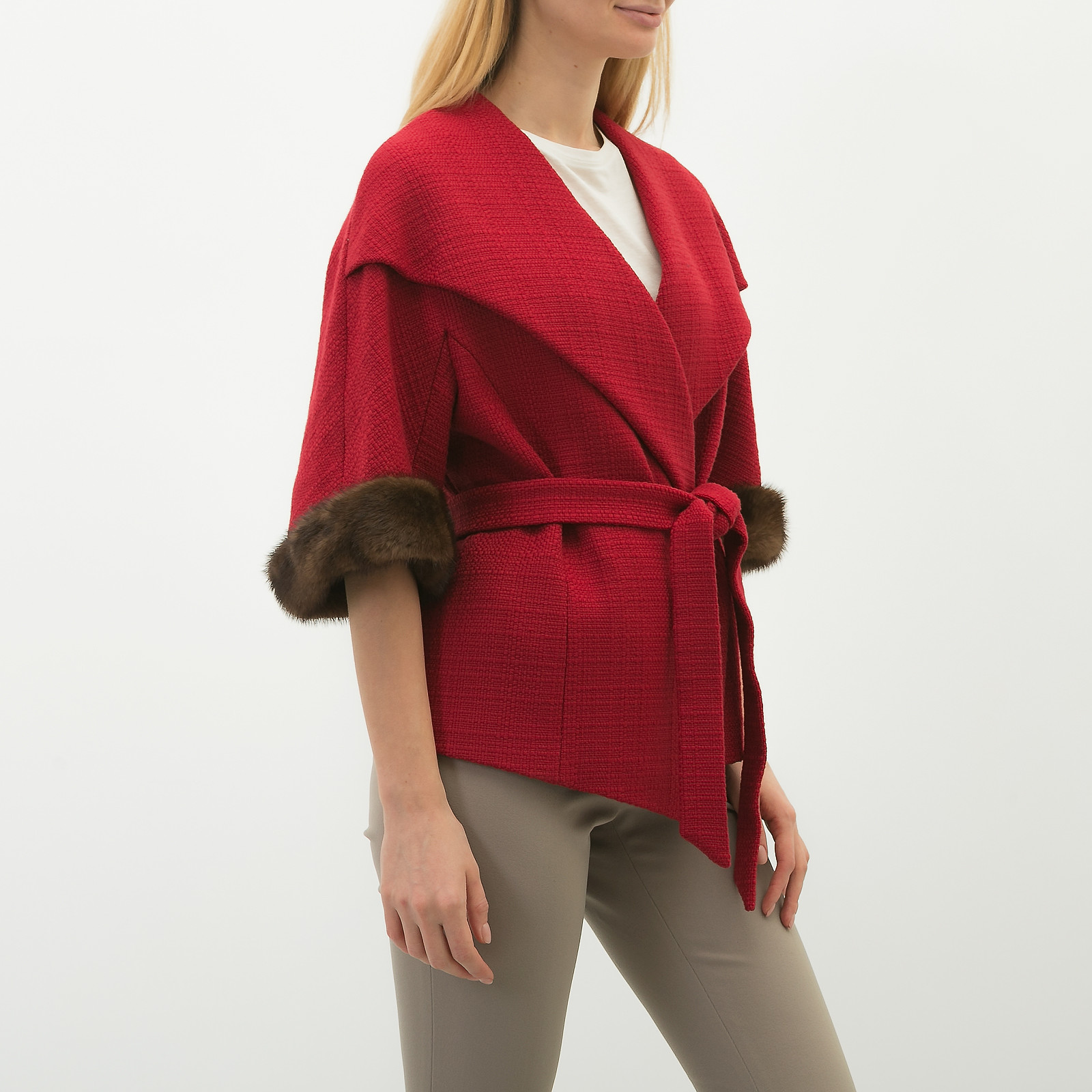 Пальто коричневого цвета Escada - фото из каталога магазина брендовой одежды Second Friend Store Пальто Escada - купить оригинал в секонд-хенде SFS - 2