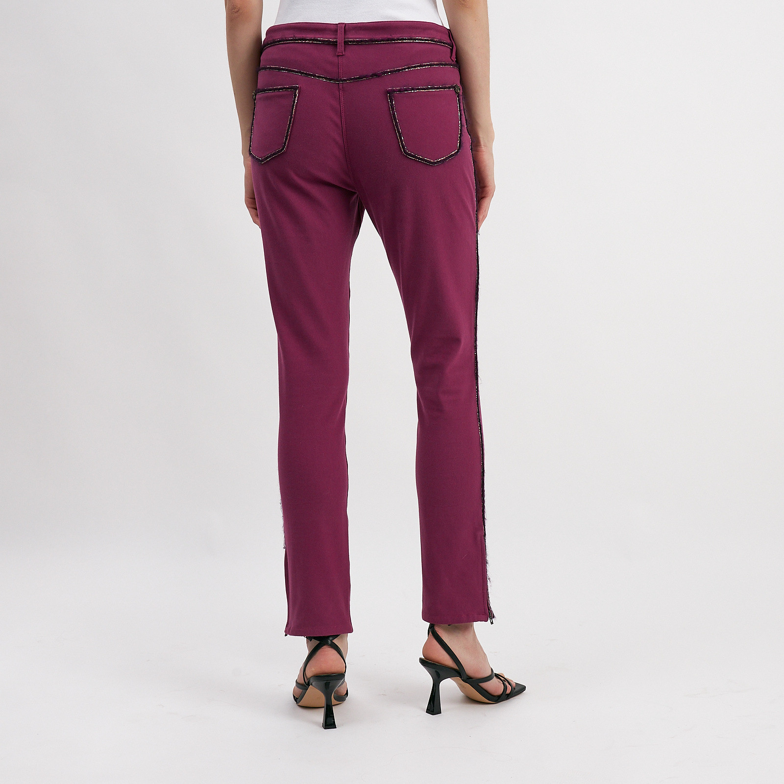 Джинсы Chanel - купить оригинал в секонд-хенде SFS - 3