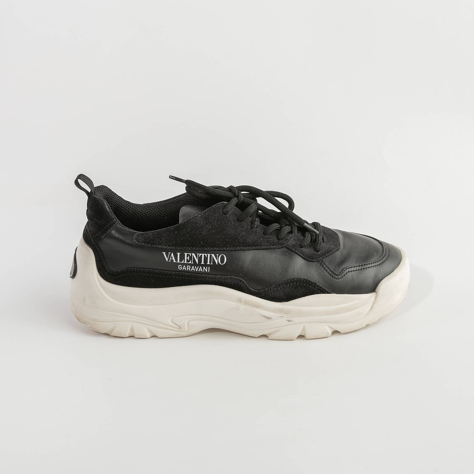 Кроссовки Valentino - купить оригинал в секонд-хенде SFS