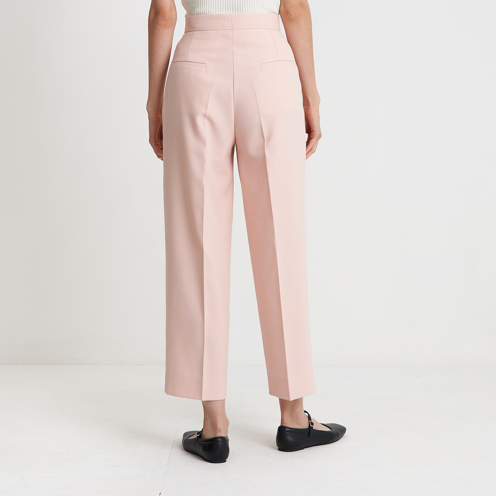 Костюм розового цвета Sandro - фото из каталога магазина брендовой одежды Second Friend Store Костюм Sandro - купить оригинал в секонд-хенде SFS - 5