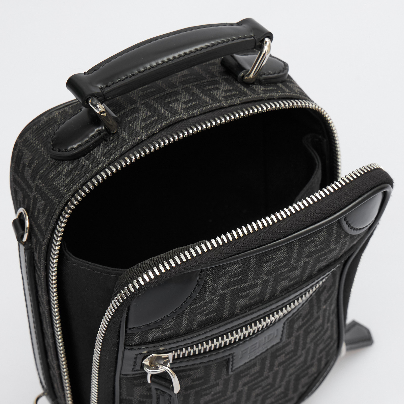 Сумка Fendi - купить оригинал в секонд-хенде SFS - 4