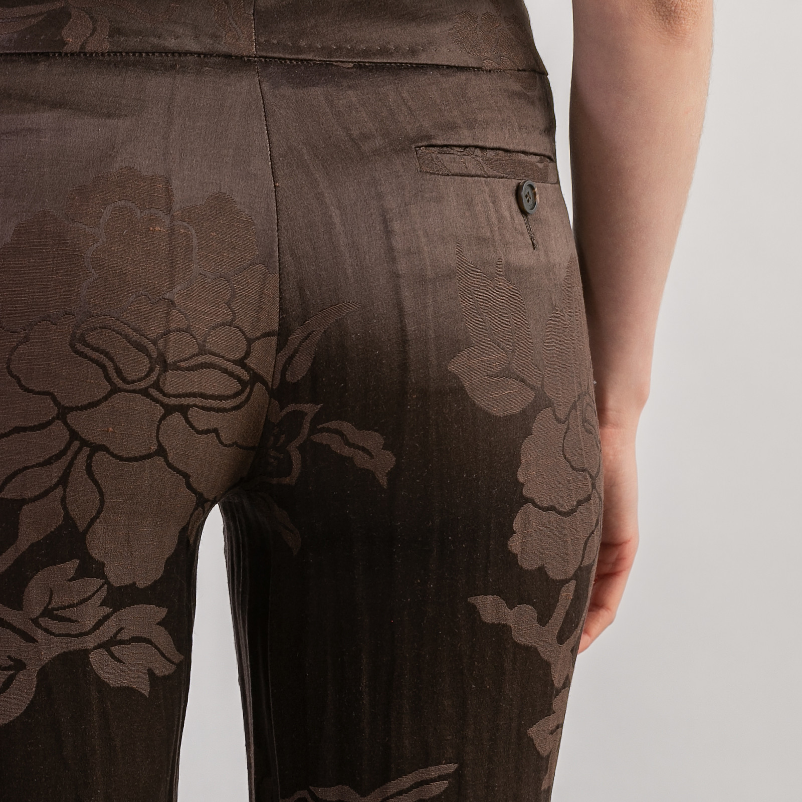 Брюки  коричневого цвета Gucci - фото из каталога магазина брендовой одежды Second Friend Store Брюки Gucci - купить оригинал в секонд-хенде SFS - 4