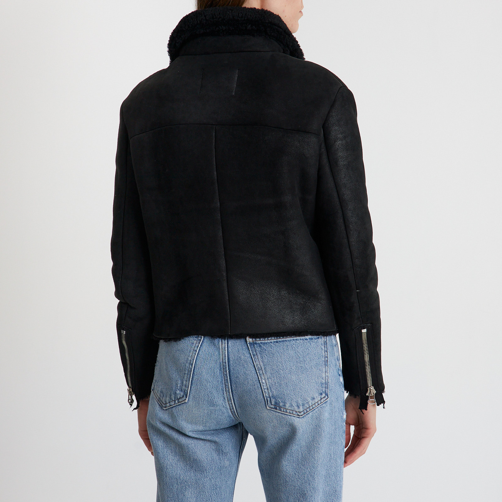 Дубленка черного цвета Acne Studios - фото из каталога магазина брендовой одежды Second Friend Store Дубленка Acne Studios - купить оригинал в секонд-хенде SFS - 3