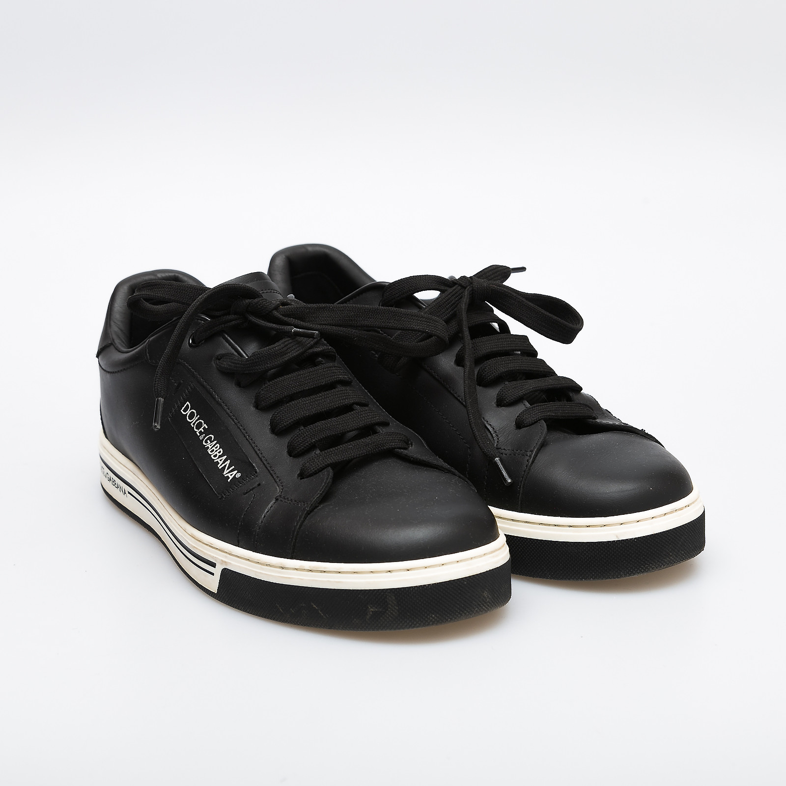 Кеды черного цвета Dolce&Gabbana - фото из каталога магазина брендовой одежды Second Friend Store Кеды Dolce&Gabbana - купить оригинал в секонд-хенде SFS - 2
