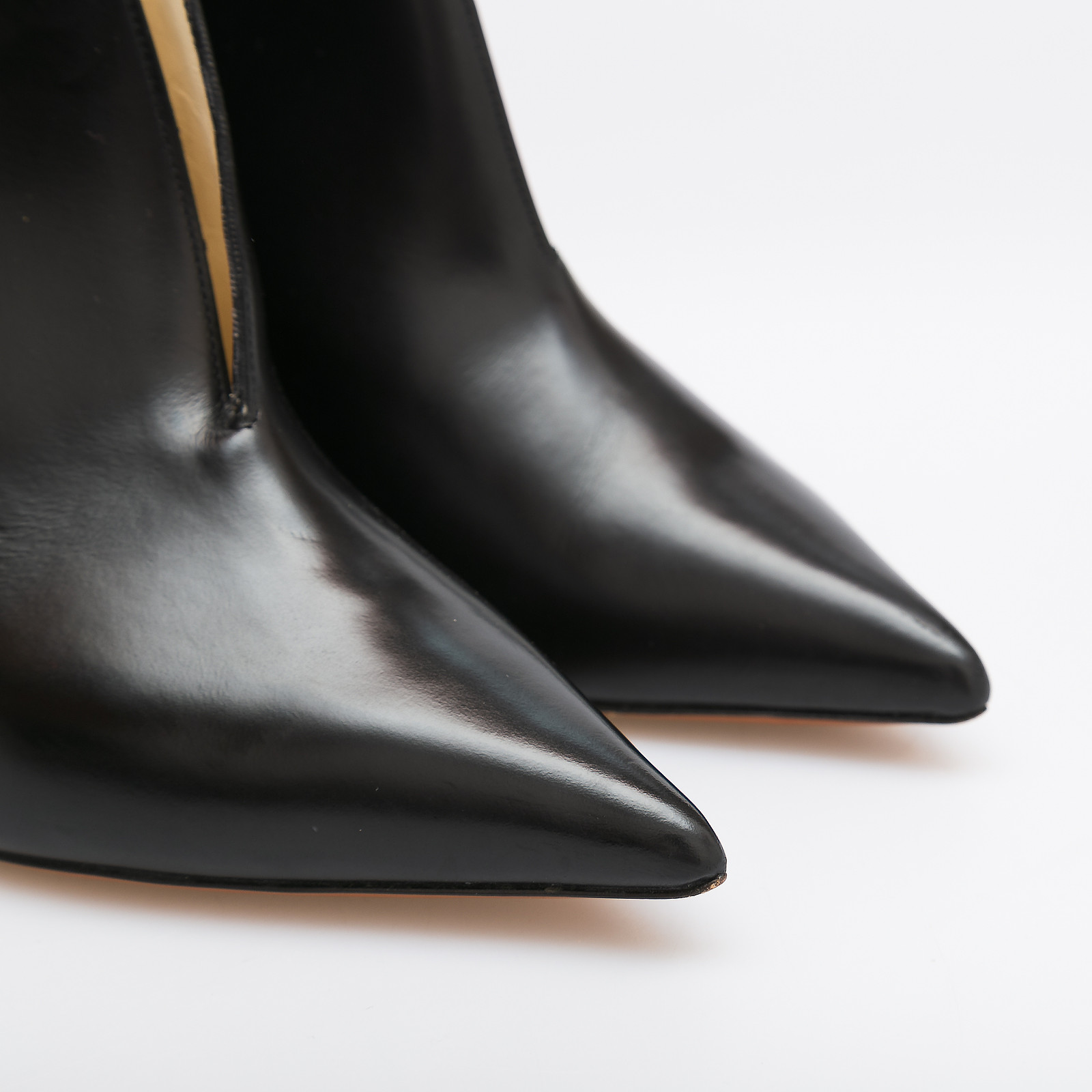 Ботильоны  черного цвета Celine - фото из каталога магазина брендовой одежды Second Friend Store Ботильоны Celine - купить оригинал в секонд-хенде SFS - 4