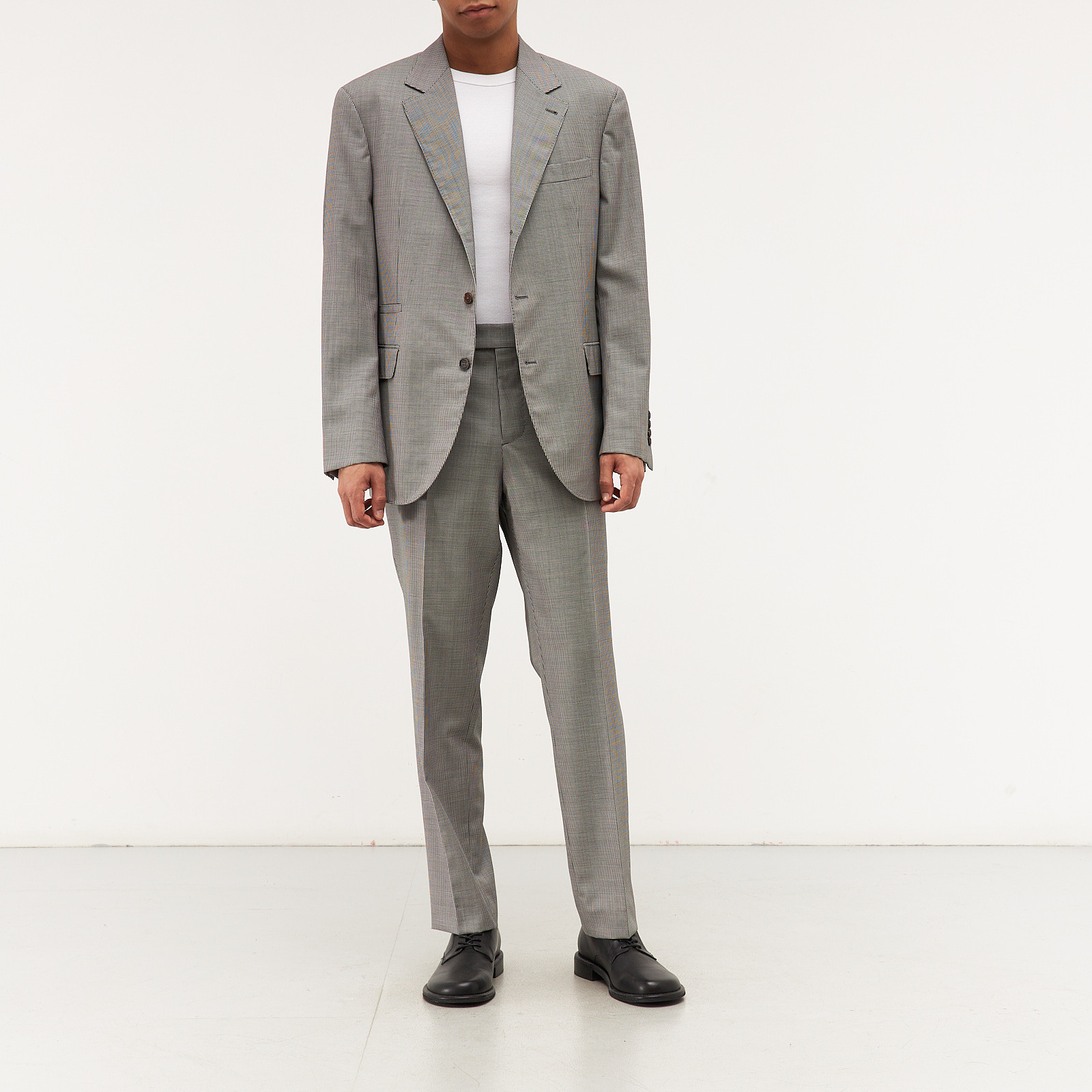 Костюм серого цвета Brunello Cucinelli - фото из каталога магазина брендовой одежды Second Friend Store Костюм Brunello Cucinelli - купить оригинал в секонд-хенде SFS - 3