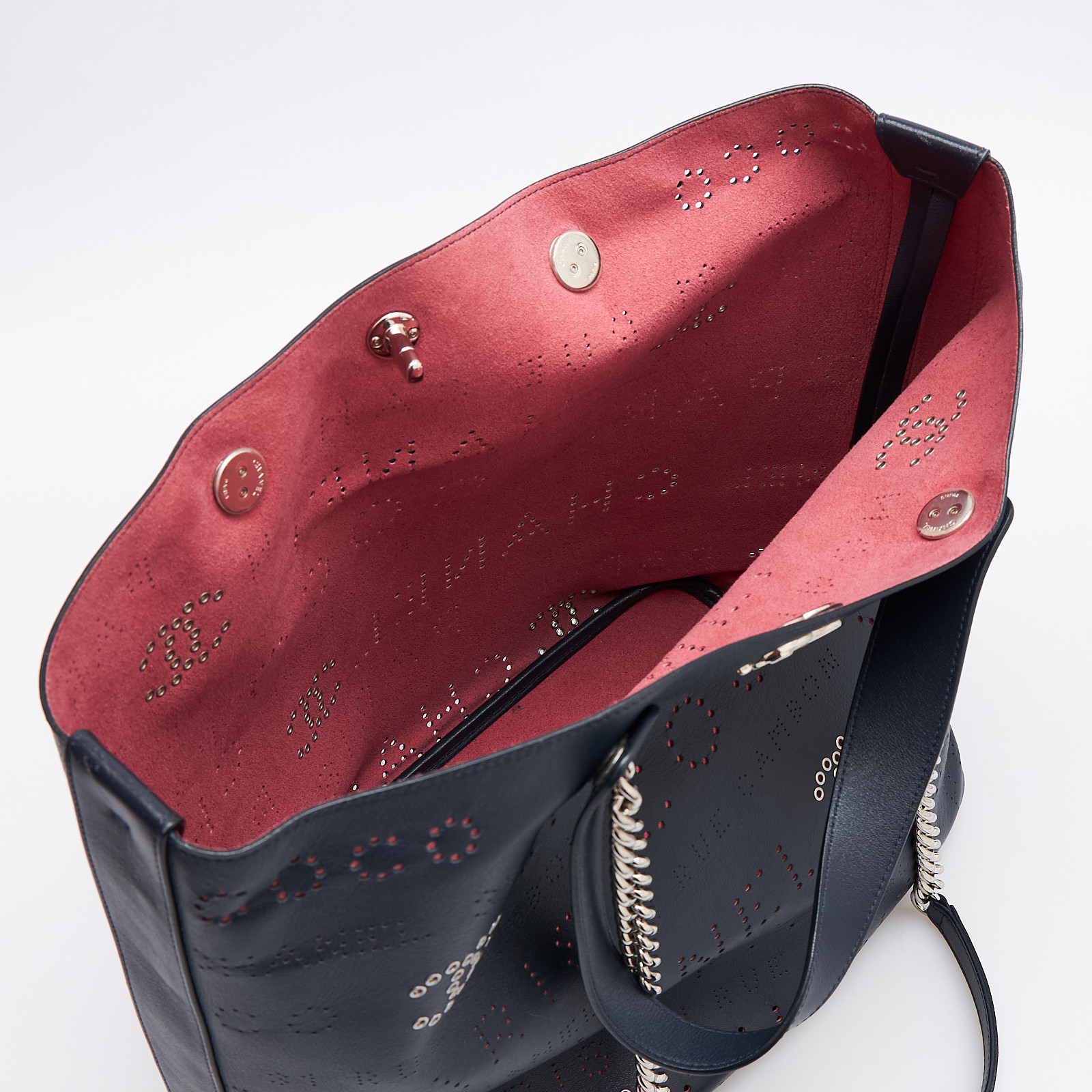 Сумка синего цвета Chanel - фото из каталога магазина брендовой одежды Second Friend Store Сумка Chanel - купить оригинал в секонд-хенде SFS - 9