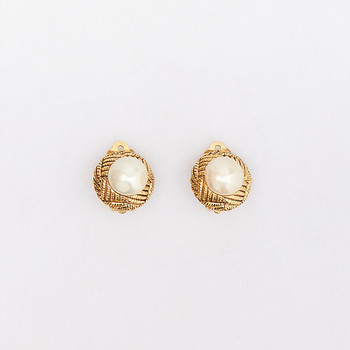 Клипсы Chanel