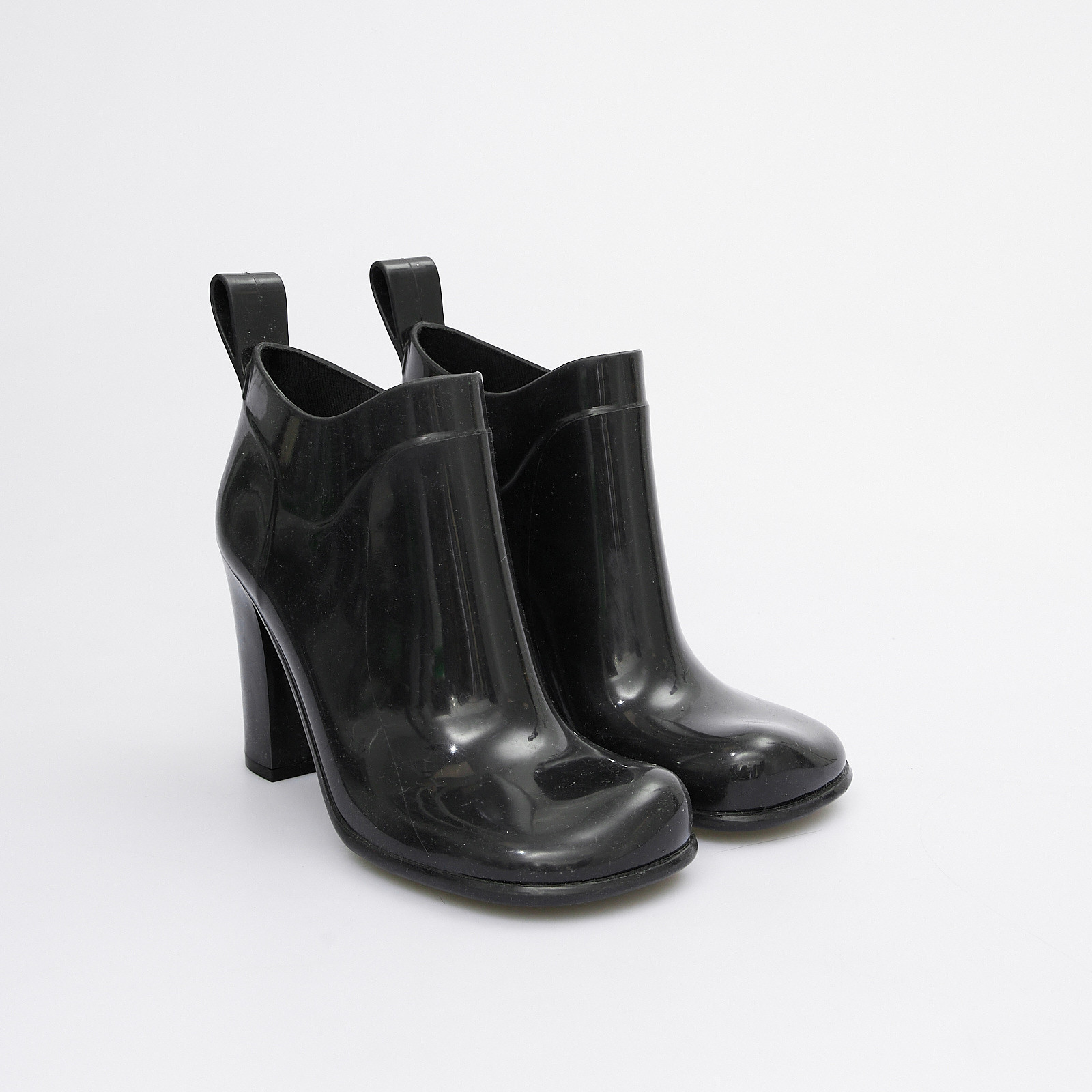 Ботильоны черного цвета Bottega Veneta - фото из каталога магазина брендовой одежды Second Friend Store Ботильоны Bottega Veneta - купить оригинал в секонд-хенде SFS - 2