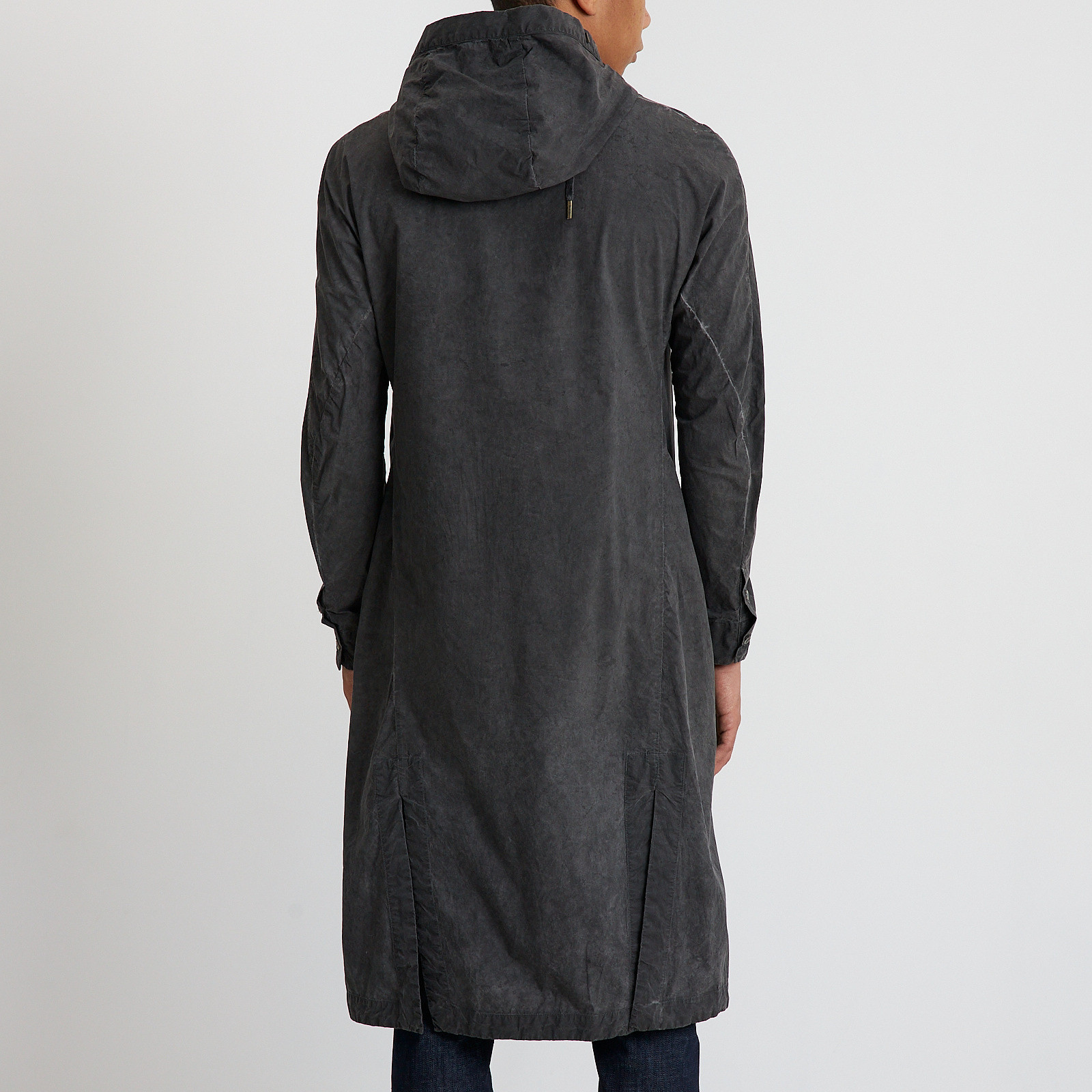 Плащ серого цвета Boris Bidjan Saberi - фото из каталога магазина брендовой одежды Second Friend Store Плащ Boris Bidjan Saberi - купить оригинал в секонд-хенде SFS - 3