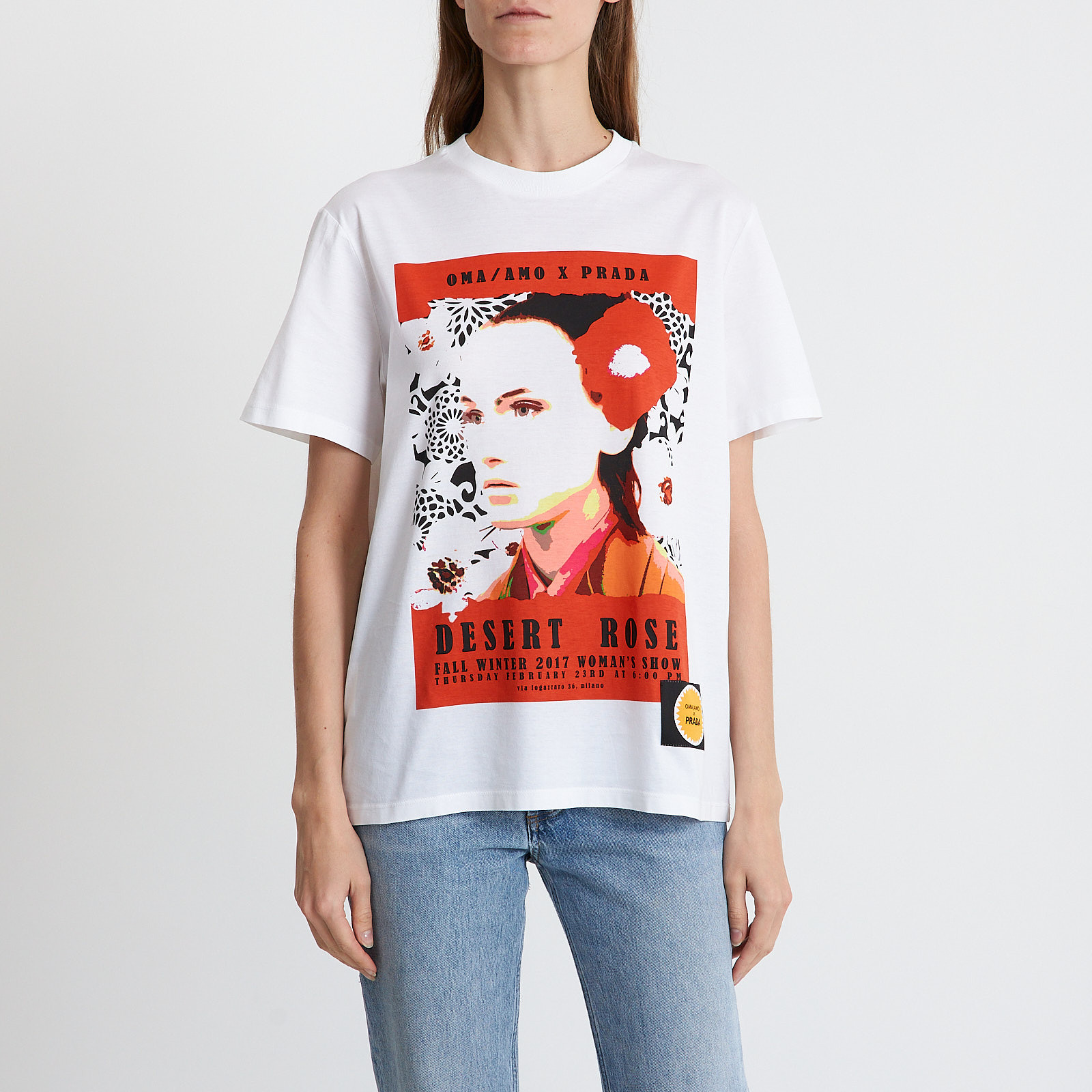 Футболка белого цвета Prada - фото из каталога магазина брендовой одежды Second Friend Store Футболка Prada - купить оригинал в секонд-хенде SFS - 1