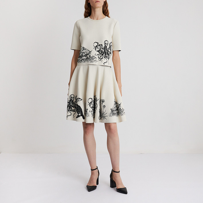 Костюм Alexander McQueen