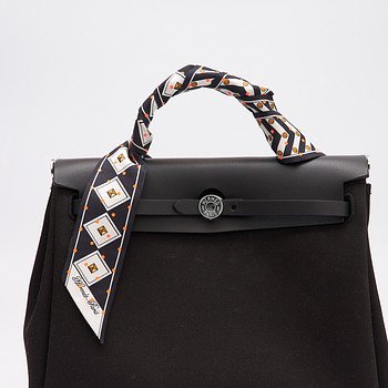 Твили Hermes