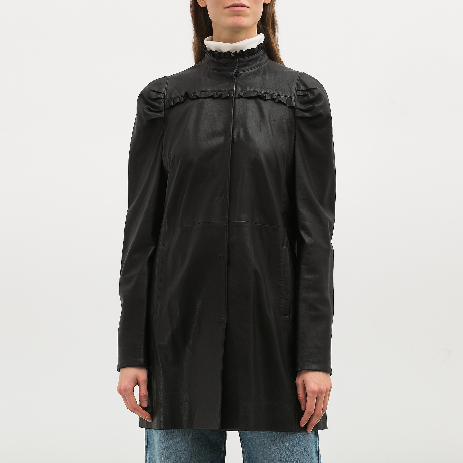 Плащ черного цвета Miu Miu - фото из каталога магазина брендовой одежды Second Friend Store Плащ Miu Miu - купить оригинал в секонд-хенде SFS - 1