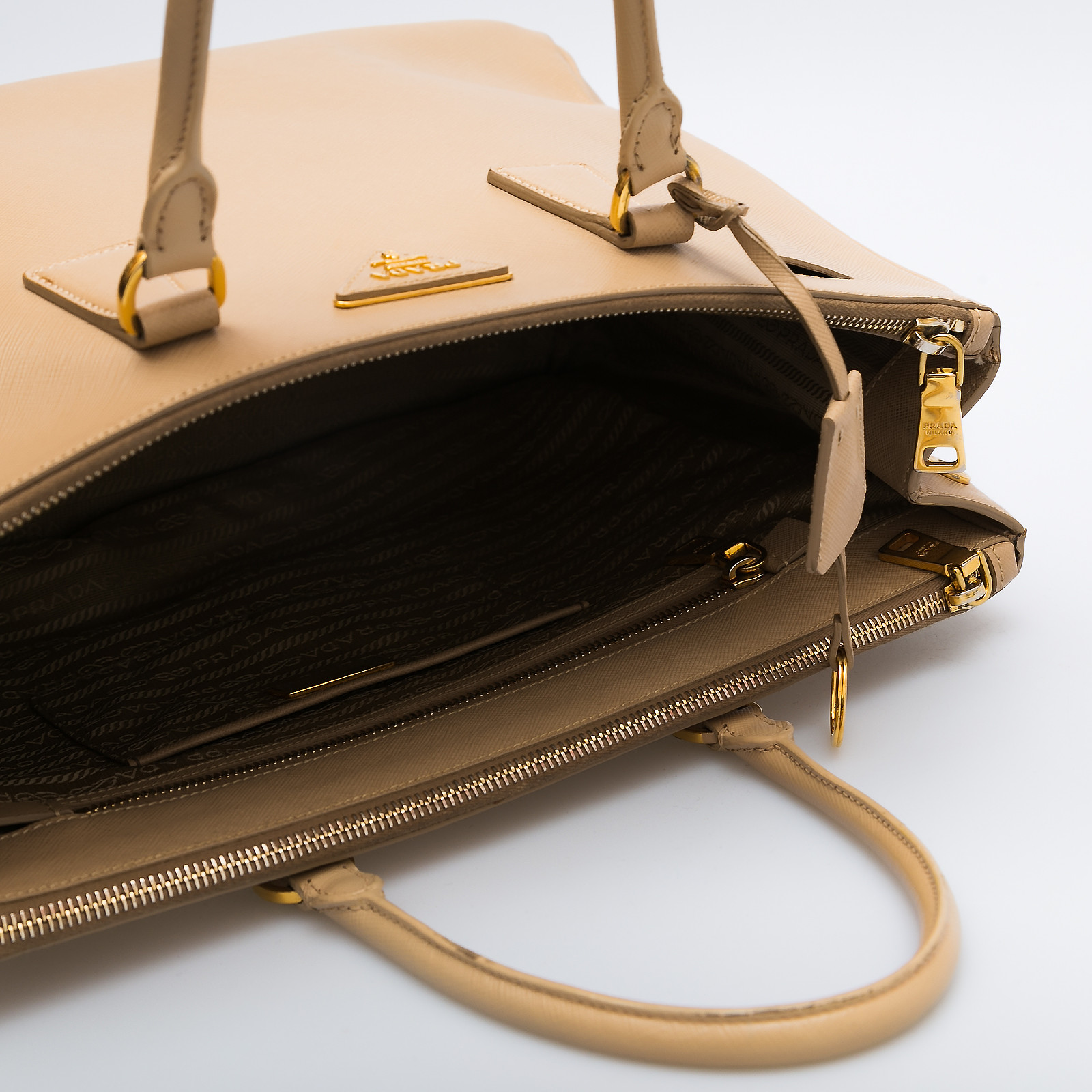 Сумка Prada - купить оригинал в секонд-хенде SFS - 4