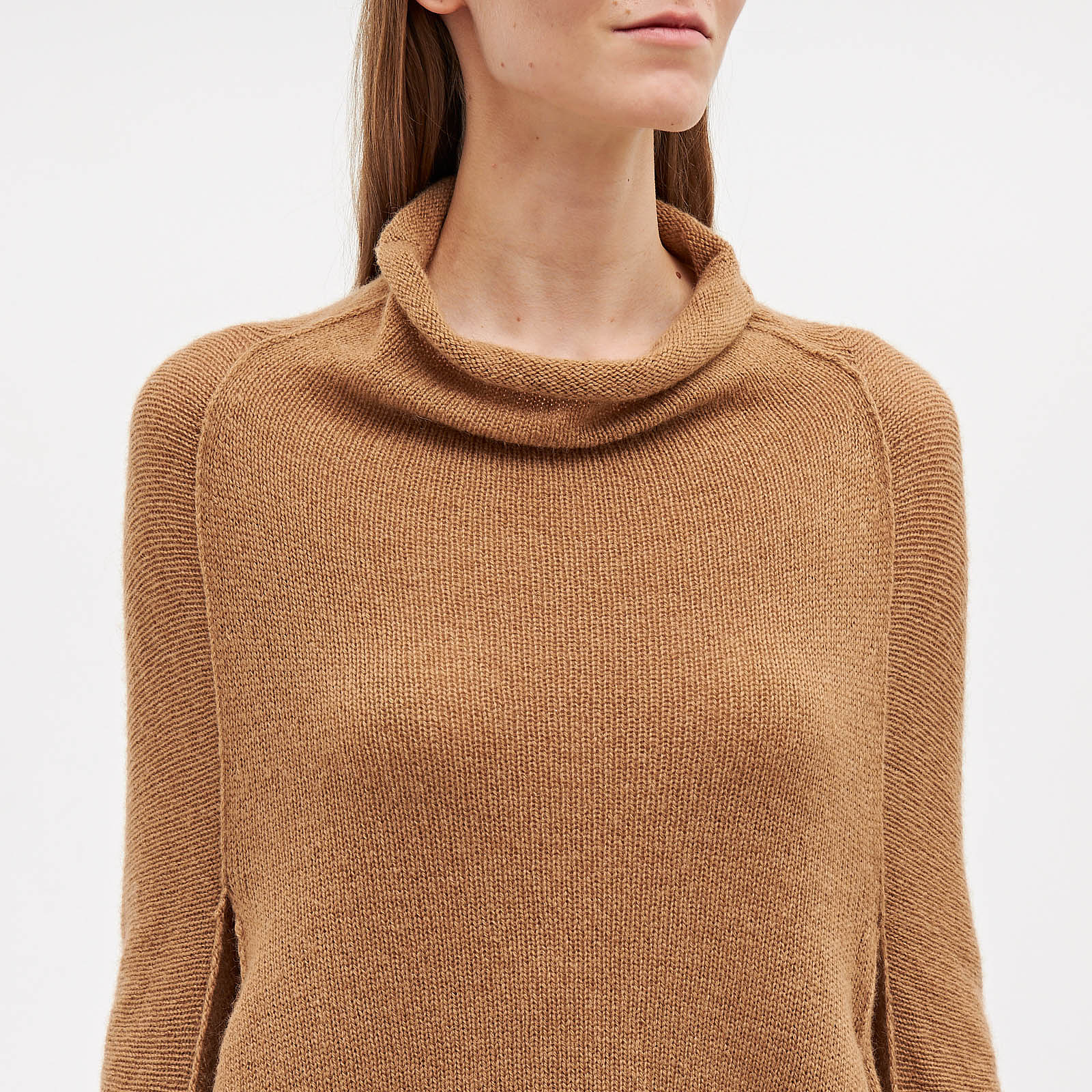 Свитер коричневого цвета Yohji Yamamoto - фото из каталога магазина брендовой одежды Second Friend Store Свитер Yohji Yamamoto - купить оригинал в секонд-хенде SFS - 4