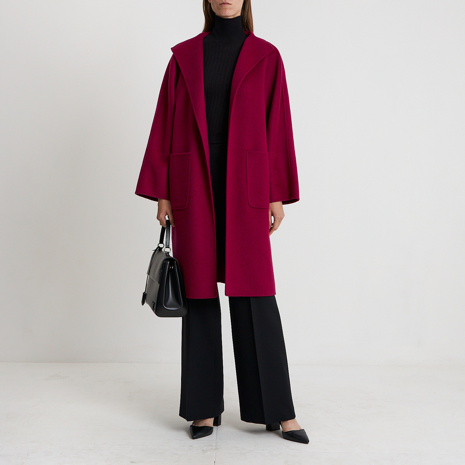 Пальто розового цвета Max Mara - фото из каталога магазина брендовой одежды Second Friend Store Пальто Max Mara - купить оригинал в секонд-хенде SFS - 2