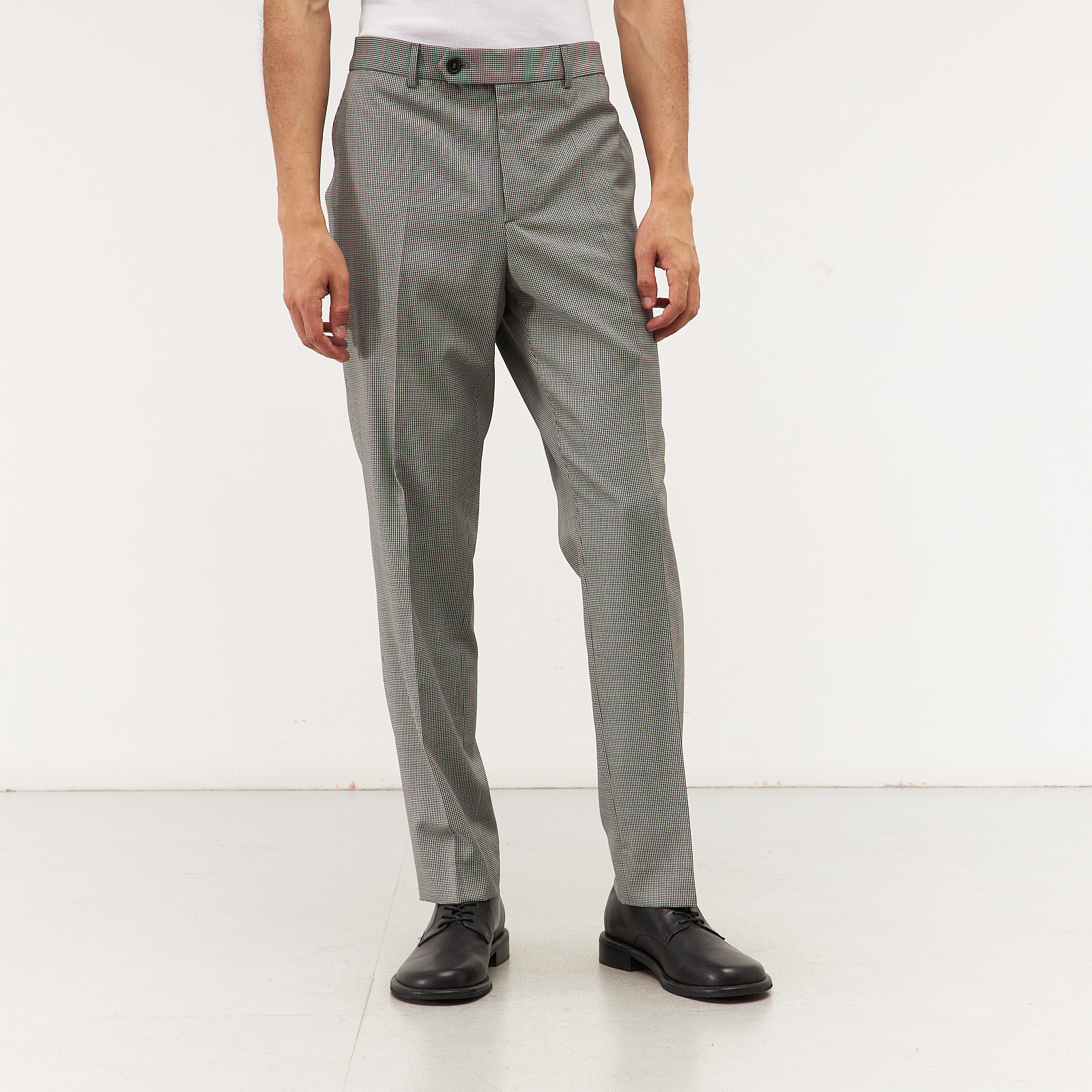 Костюм серого цвета Brunello Cucinelli - фото из каталога магазина брендовой одежды Second Friend Store Костюм Brunello Cucinelli - купить оригинал в секонд-хенде SFS - 7