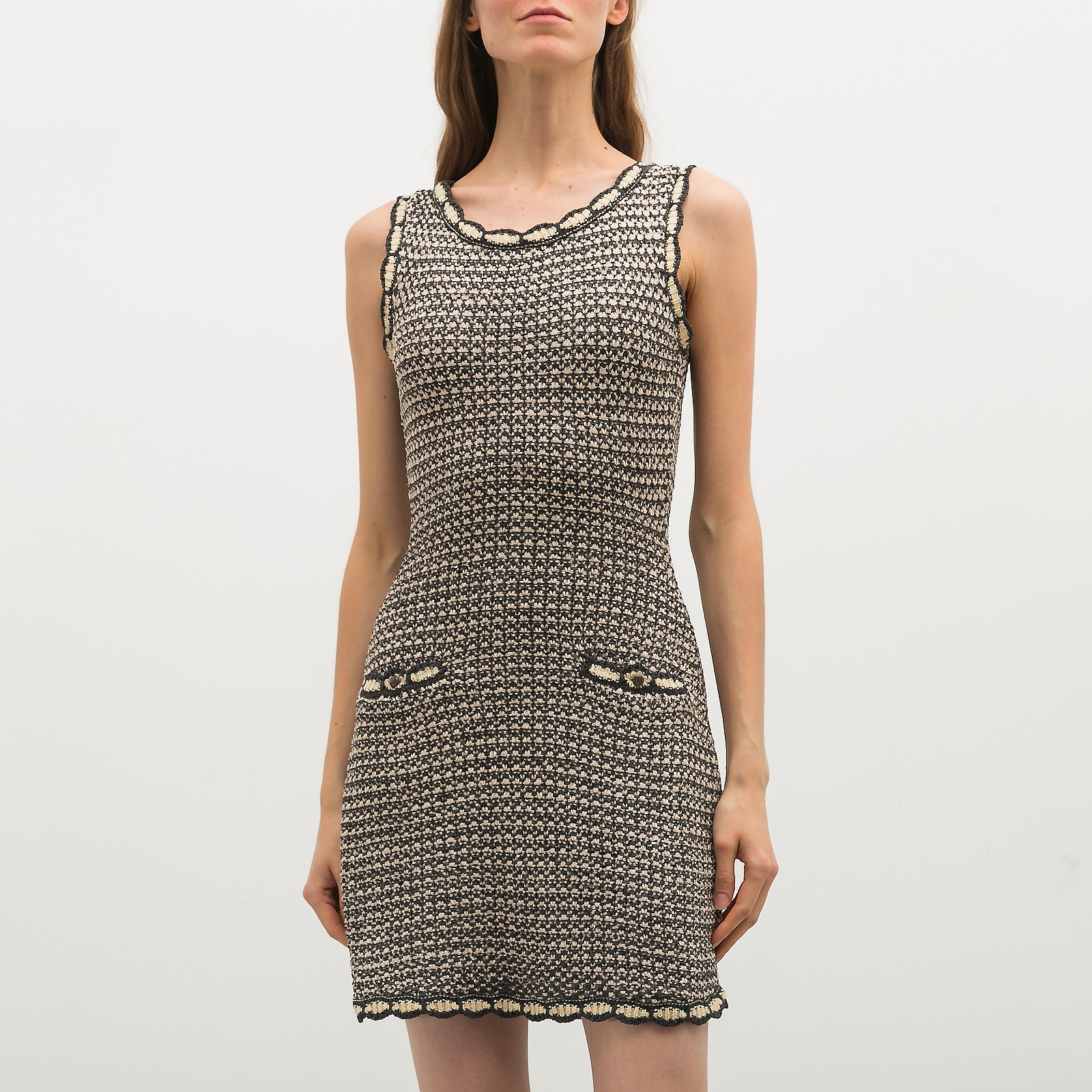 Костюм серого цвета Christian Dior - фото из каталога магазина брендовой одежды Second Friend Store Костюм Christian Dior - купить оригинал в секонд-хенде SFS - 2