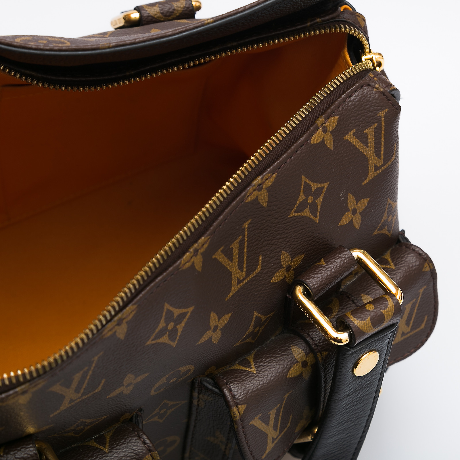 Сумка коричневого цвета Louis Vuitton - фото из каталога магазина брендовой одежды Second Friend Store Сумка Louis Vuitton - купить оригинал в секонд-хенде SFS - 6