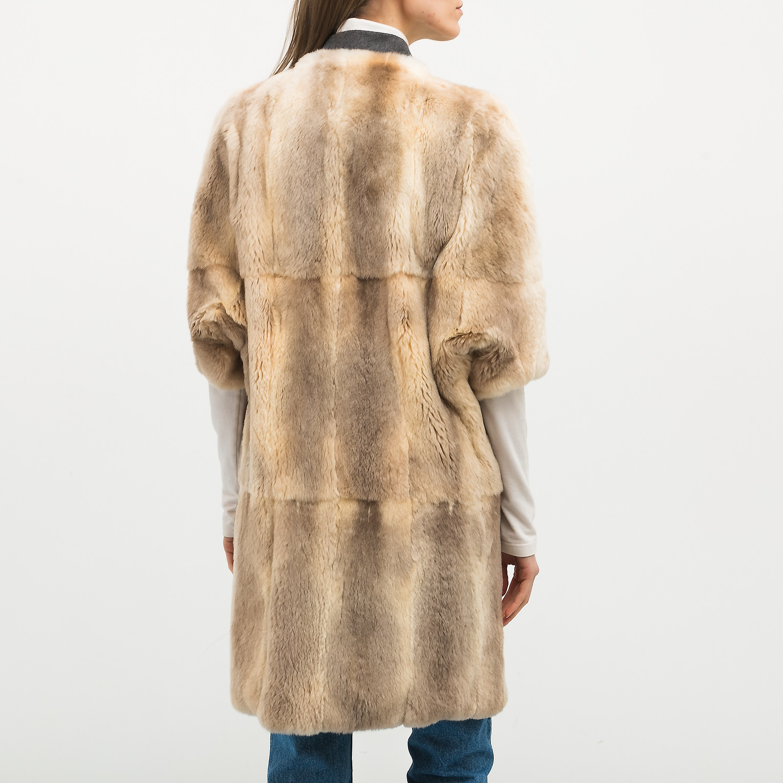 Шуба бежевого цвета Marni - фото из каталога магазина брендовой одежды Second Friend Store Шуба Marni - купить оригинал в секонд-хенде SFS - 3