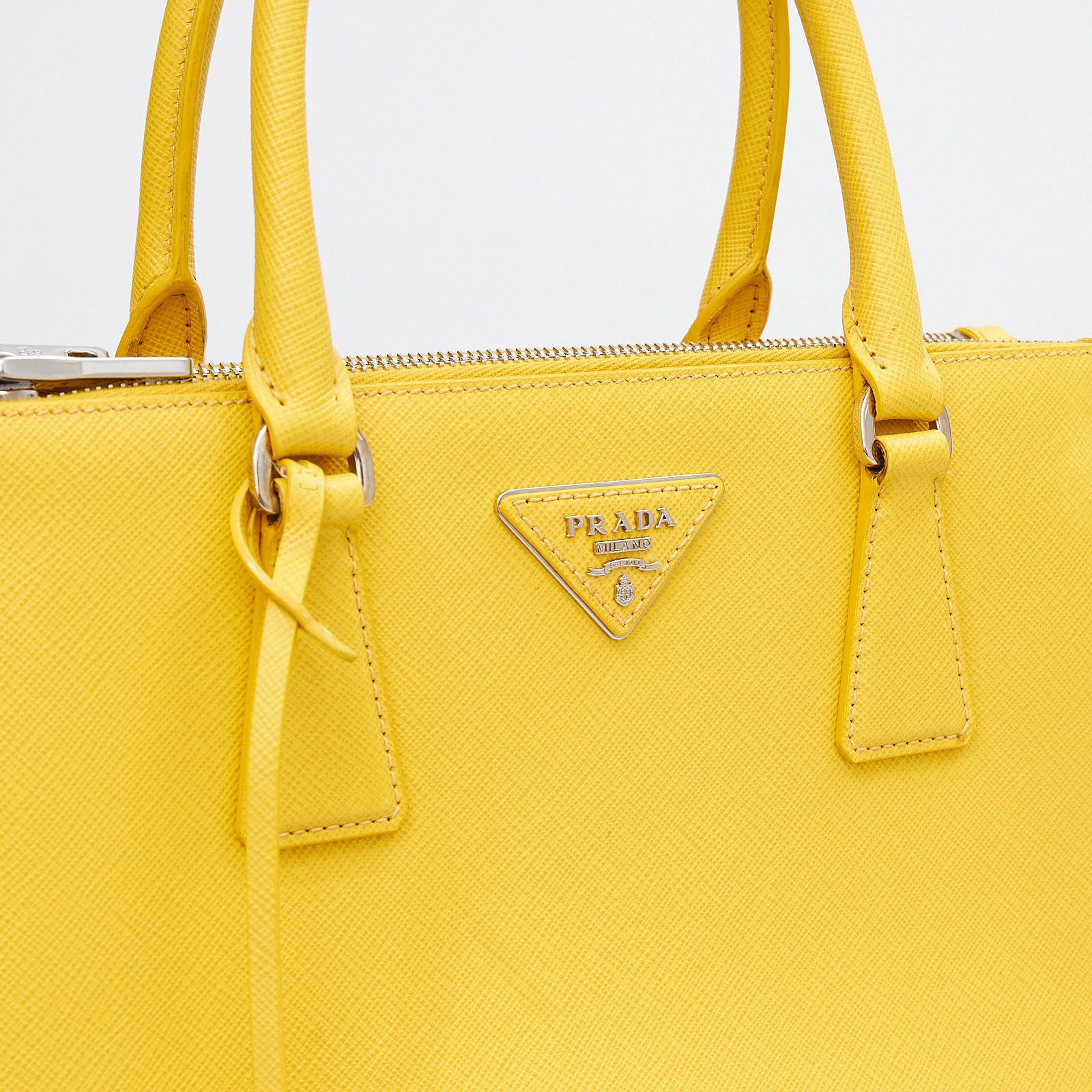 Сумка Prada - купить оригинал в секонд-хенде SFS - 5
