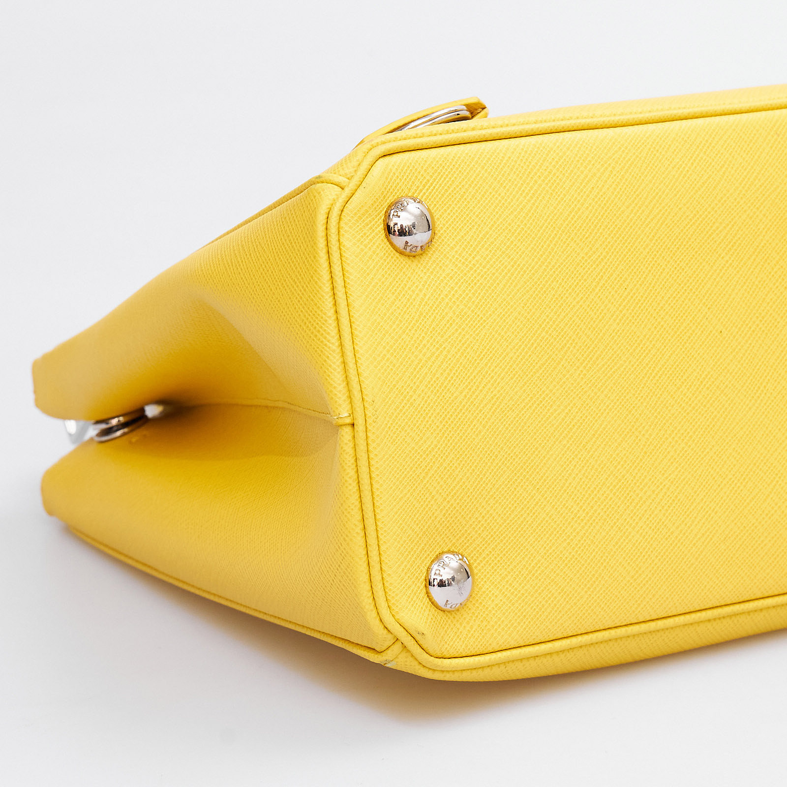 Сумка Prada - купить оригинал в секонд-хенде SFS - 6