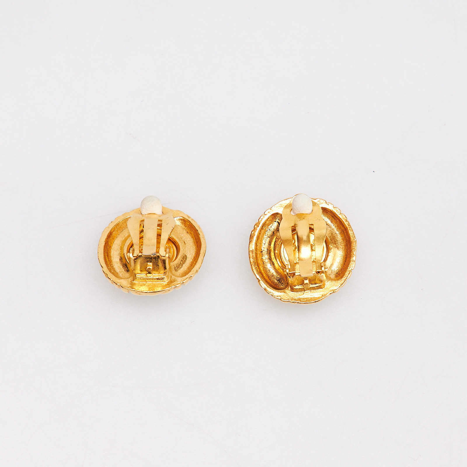 Клипсы Chanel - купить оригинал в секонд-хенде SFS - 4