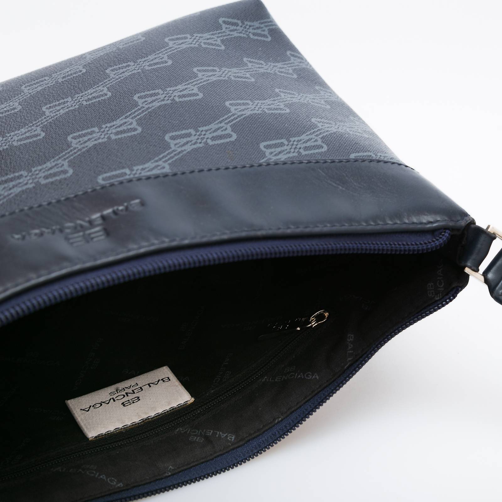 Сумка Balenciaga - купить оригинал в секонд-хенде SFS - 4