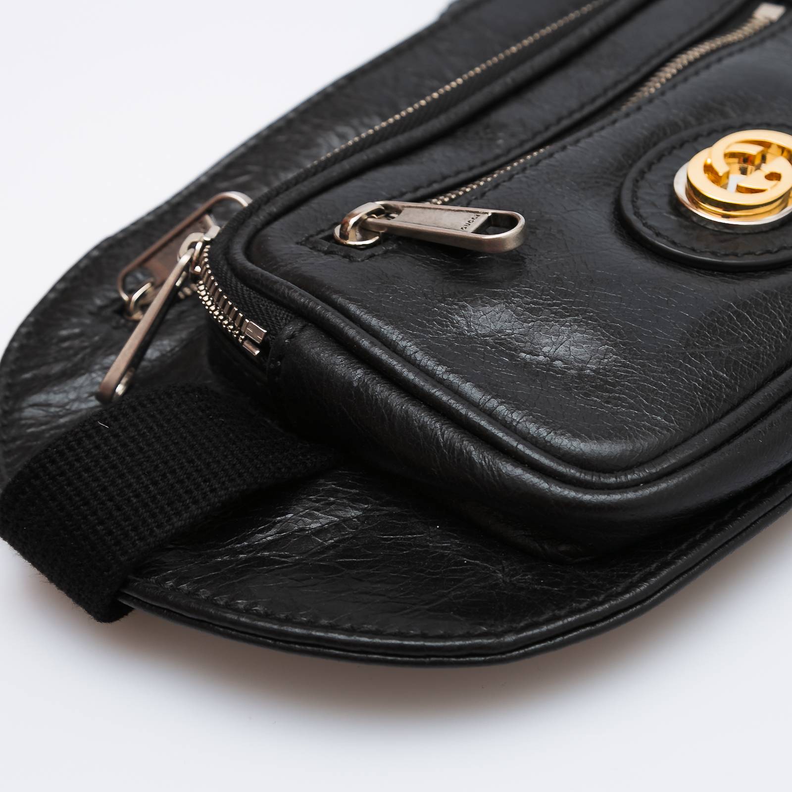 Сумка черного цвета Gucci - фото из каталога магазина брендовой одежды Second Friend Store Сумка Gucci - купить оригинал в секонд-хенде SFS - 5