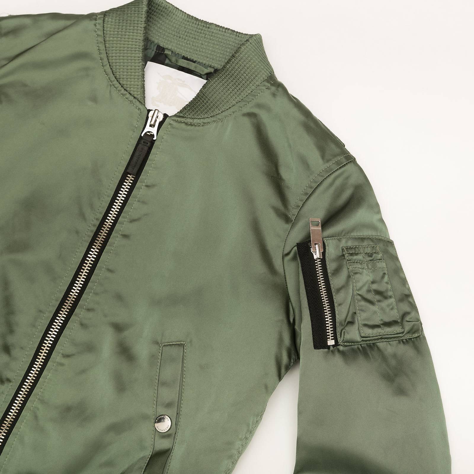 Куртка Burberry - купить оригинал в секонд-хенде SFS