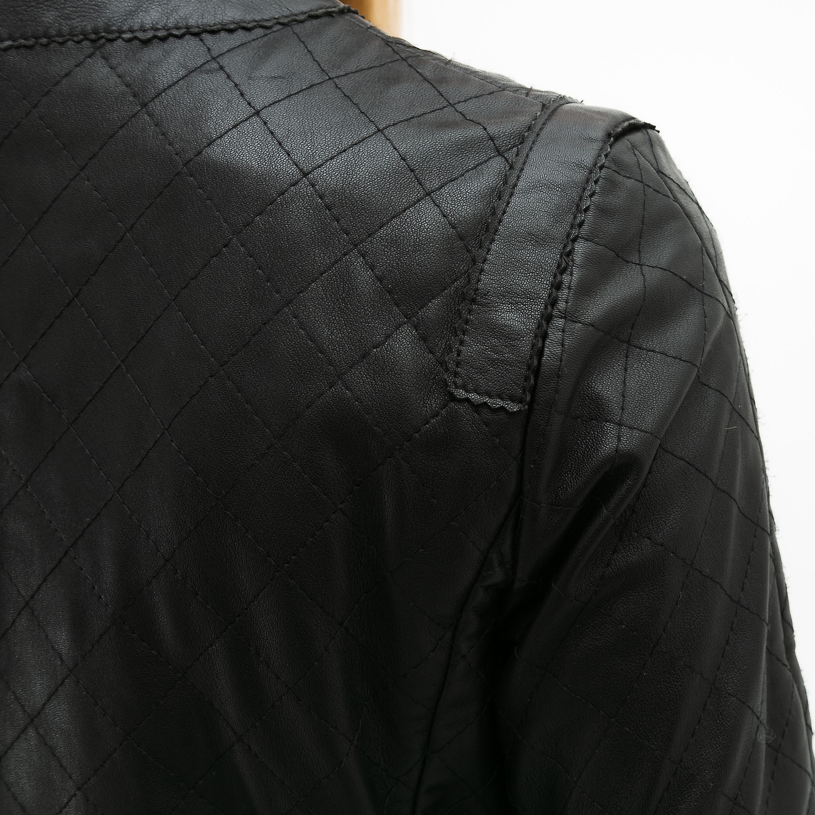 Куртка кожаная D&G - купить оригинал в секонд-хенде SFS