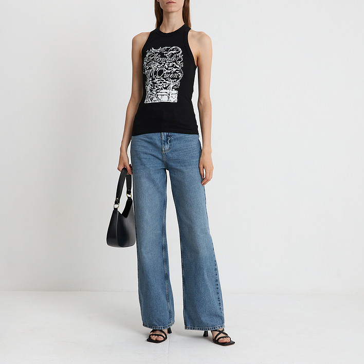 Топ Alexander McQueen