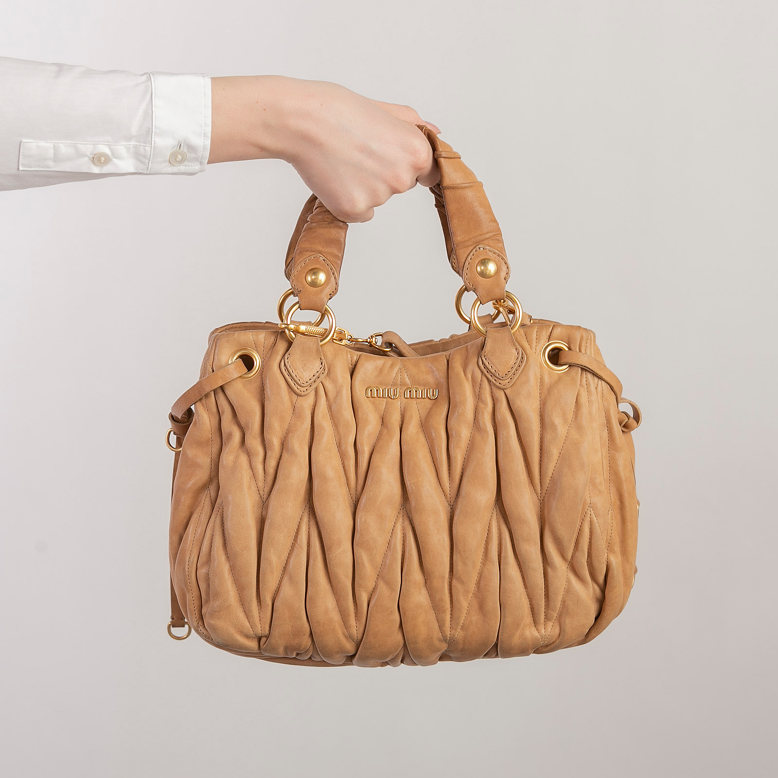 Сумка Miu Miu - купить оригинал в секонд-хенде SFS - 2