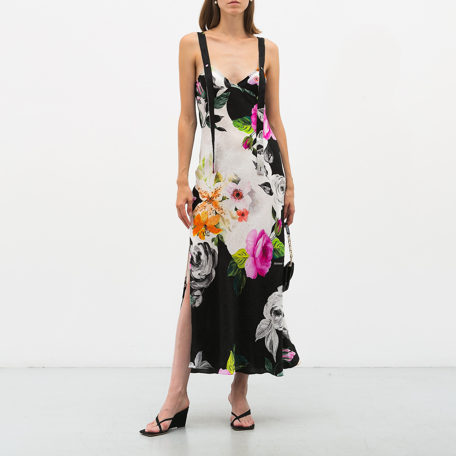 Платье Off-White - фото из каталога магазина брендовой одежды Second Friend Store Платье Off-White - купить оригинал в секонд-хенде SFS - 1