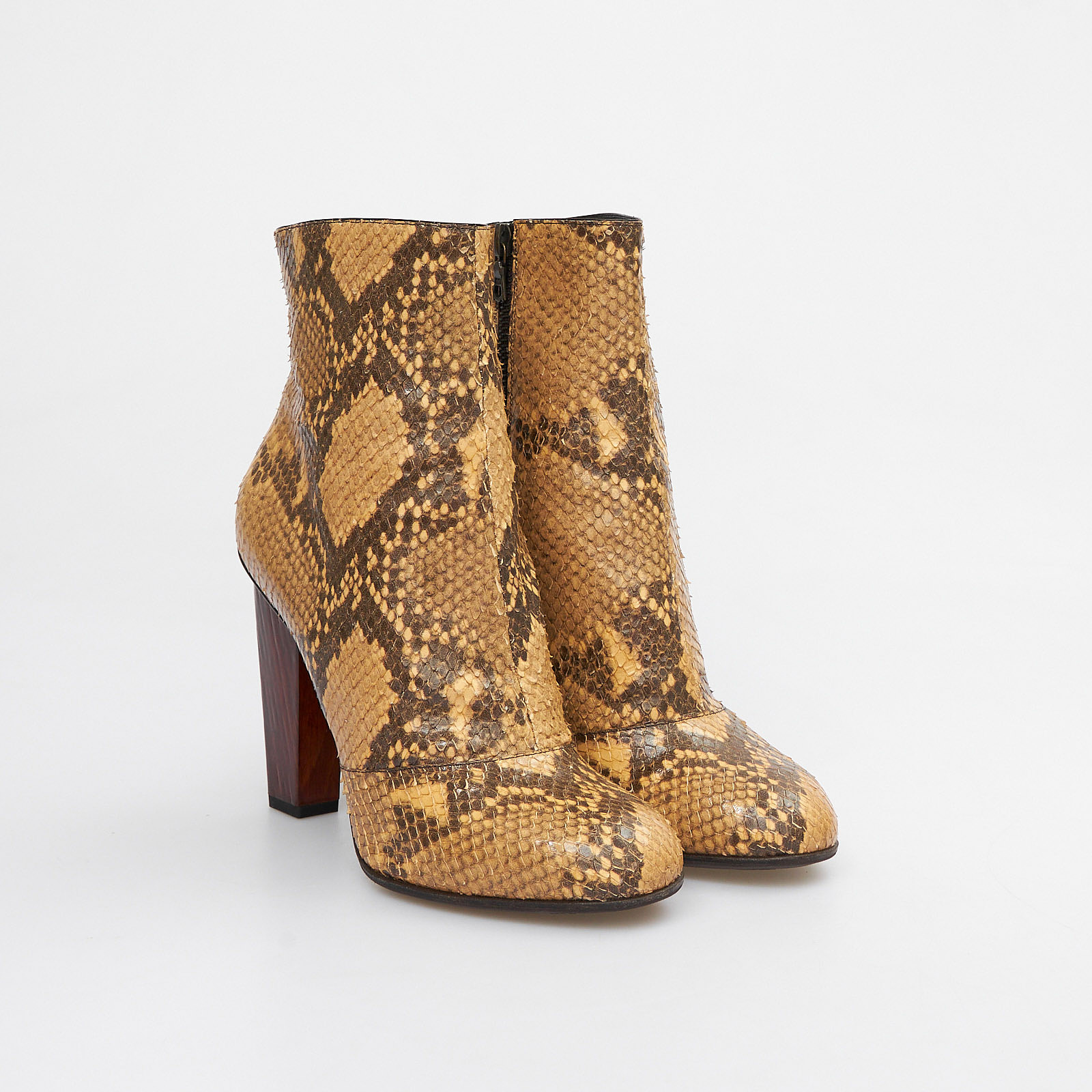 Ботильоны коричневого цвета Dries Van Noten - фото из каталога магазина брендовой одежды Second Friend Store Ботильоны Dries Van Noten - купить оригинал в секонд-хенде SFS - 2