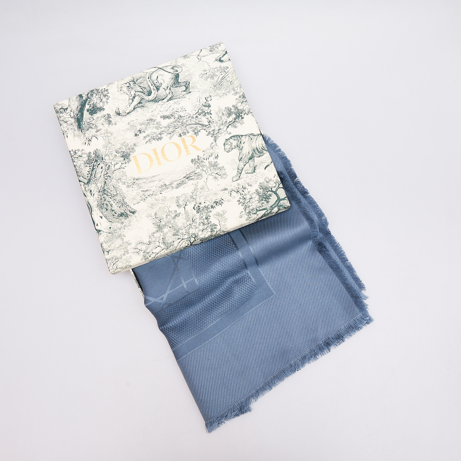 Платок Christian Dior - купить оригинал в секонд-хенде SFS - 1