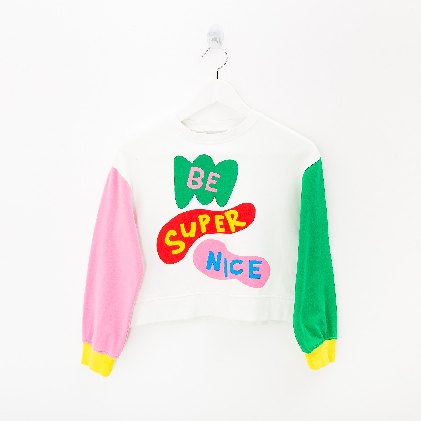 Свитшот белого цвета Stella McCartney Kids - фото из каталога магазина брендовой одежды Second Friend Store Свитшот Stella McCartney Kids - купить оригинал в секонд-хенде SFS - 1