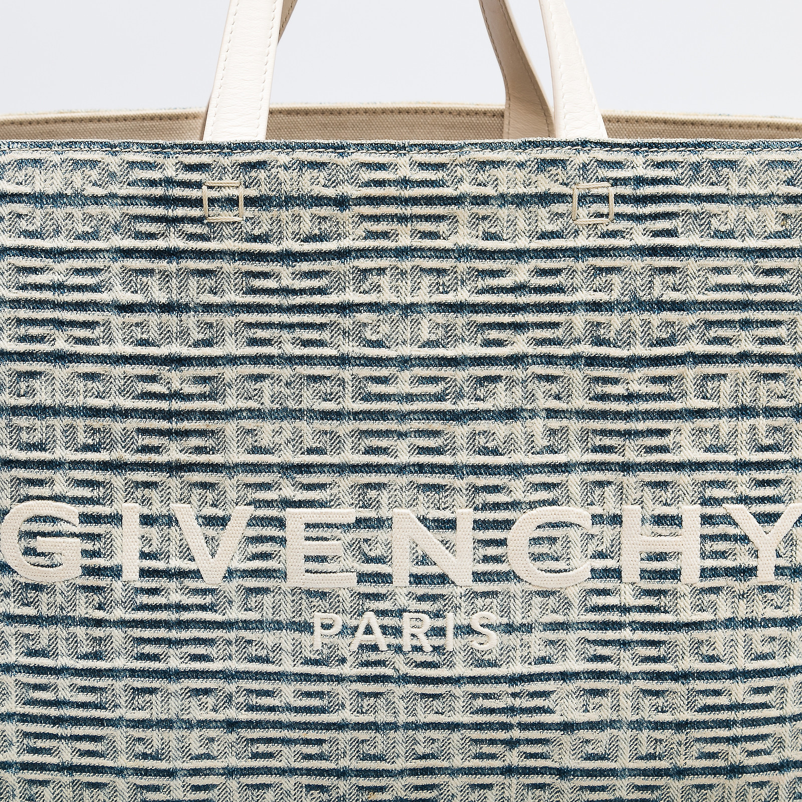 Сумка Givenchy - купить оригинал в секонд-хенде SFS