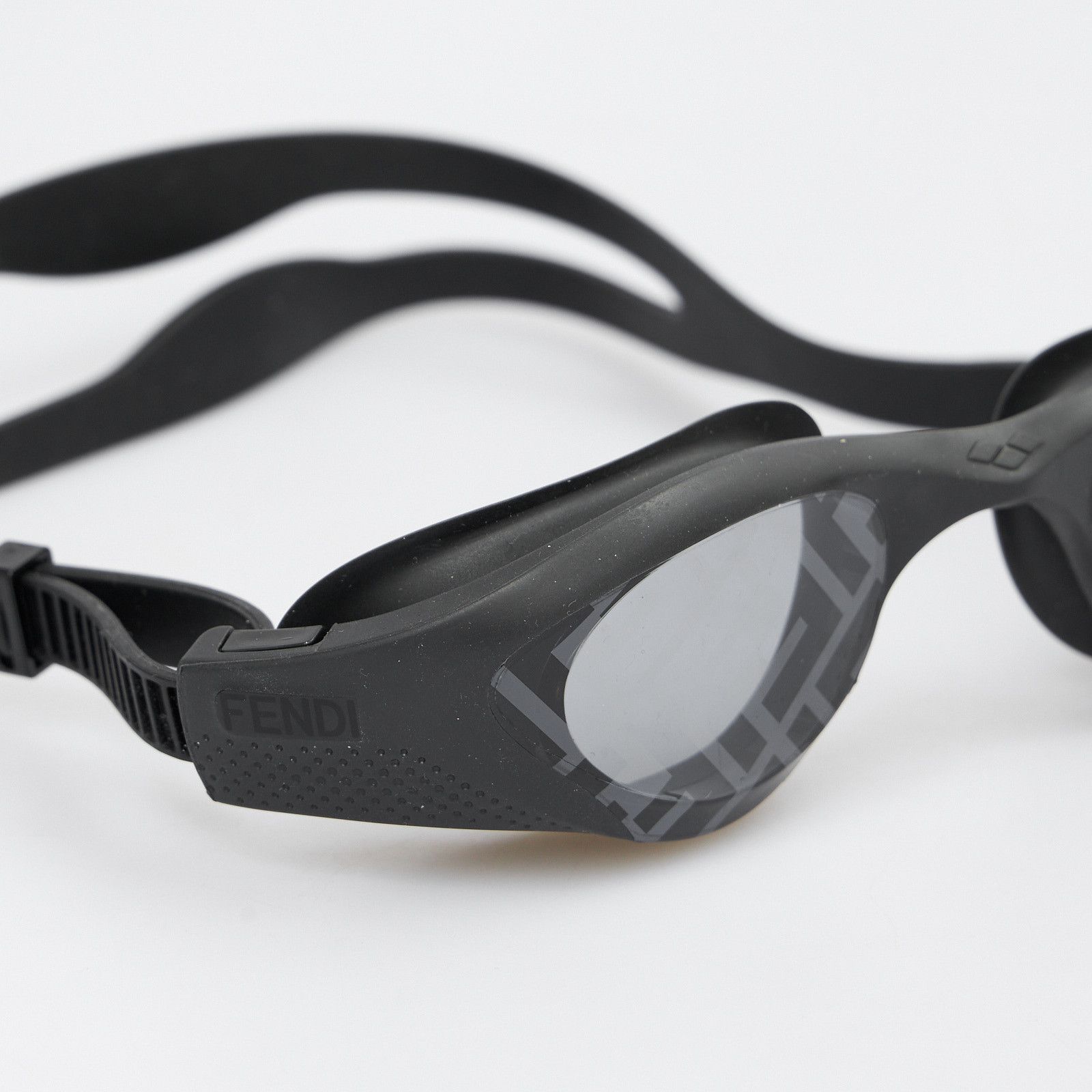 Комплект Fendi - купить оригинал в секонд-хенде SFS - 7