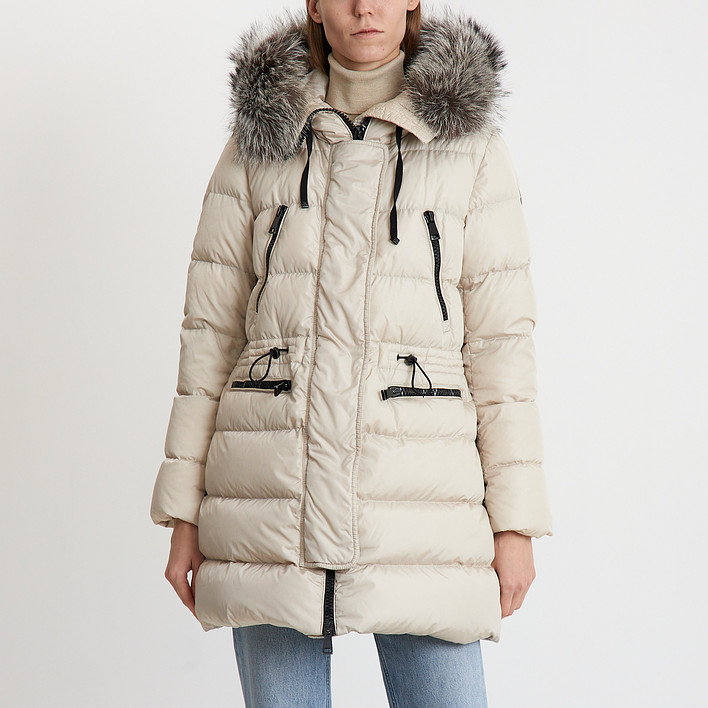 Пуховик Moncler