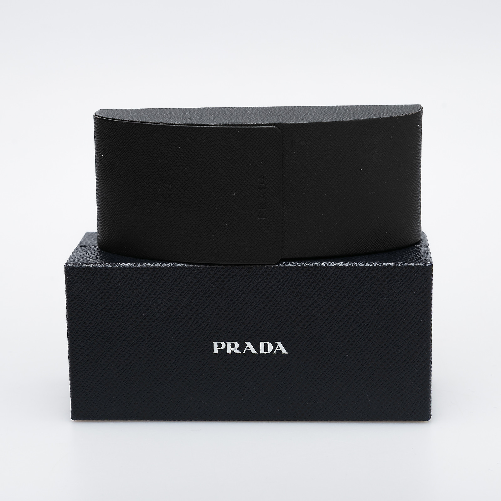 Очки Prada - купить оригинал в секонд-хенде SFS