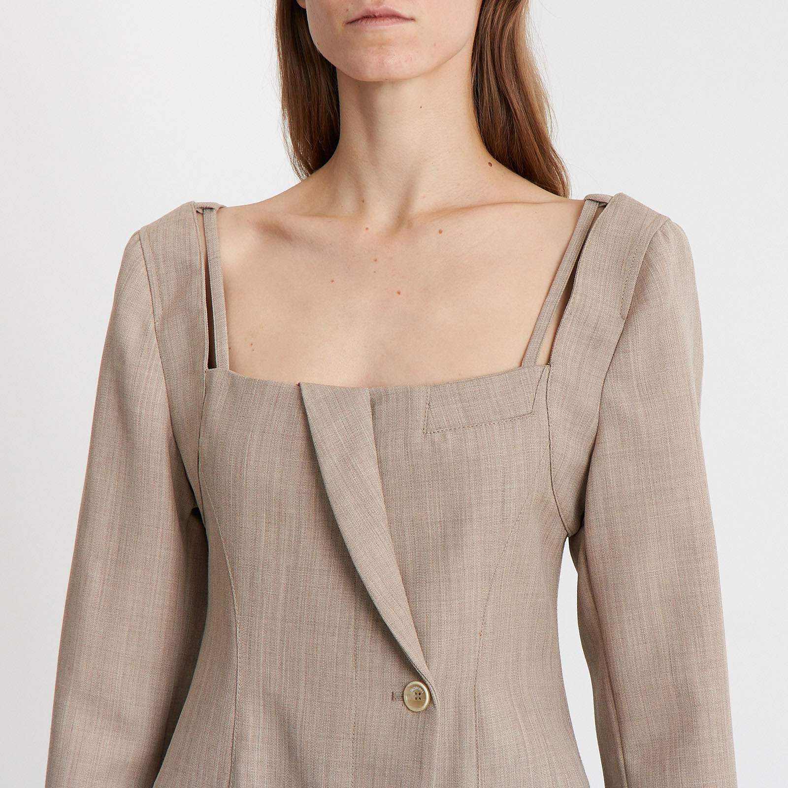 Платье бежевого цвета Jacquemus - фото из каталога магазина брендовой одежды Second Friend Store Платье Jacquemus - купить оригинал в секонд-хенде SFS - 4