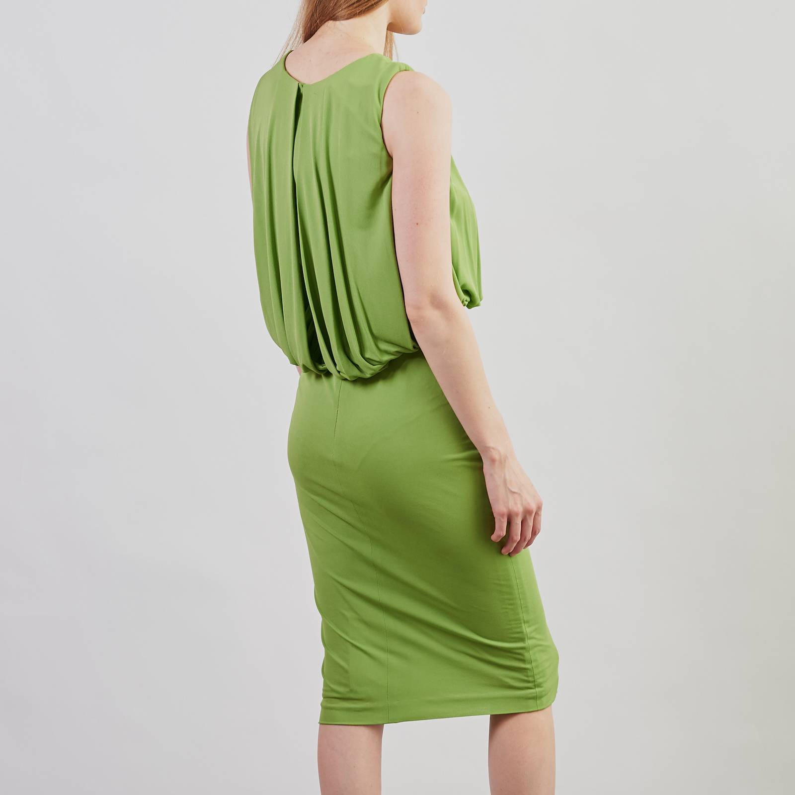Платье  зеленого цвета Escada - фото из каталога магазина брендовой одежды Second Friend Store Платье Escada - купить оригинал в секонд-хенде SFS - 2
