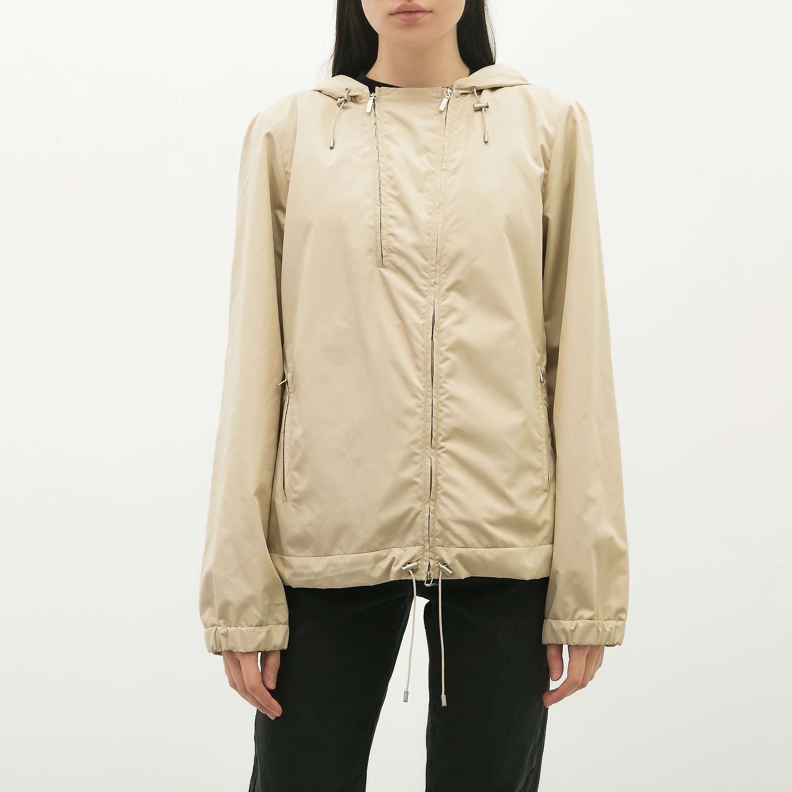 Куртка белого цвета Jil Sander - фото из каталога магазина брендовой одежды Second Friend Store Куртка Jil Sander - купить оригинал в секонд-хенде SFS - 1