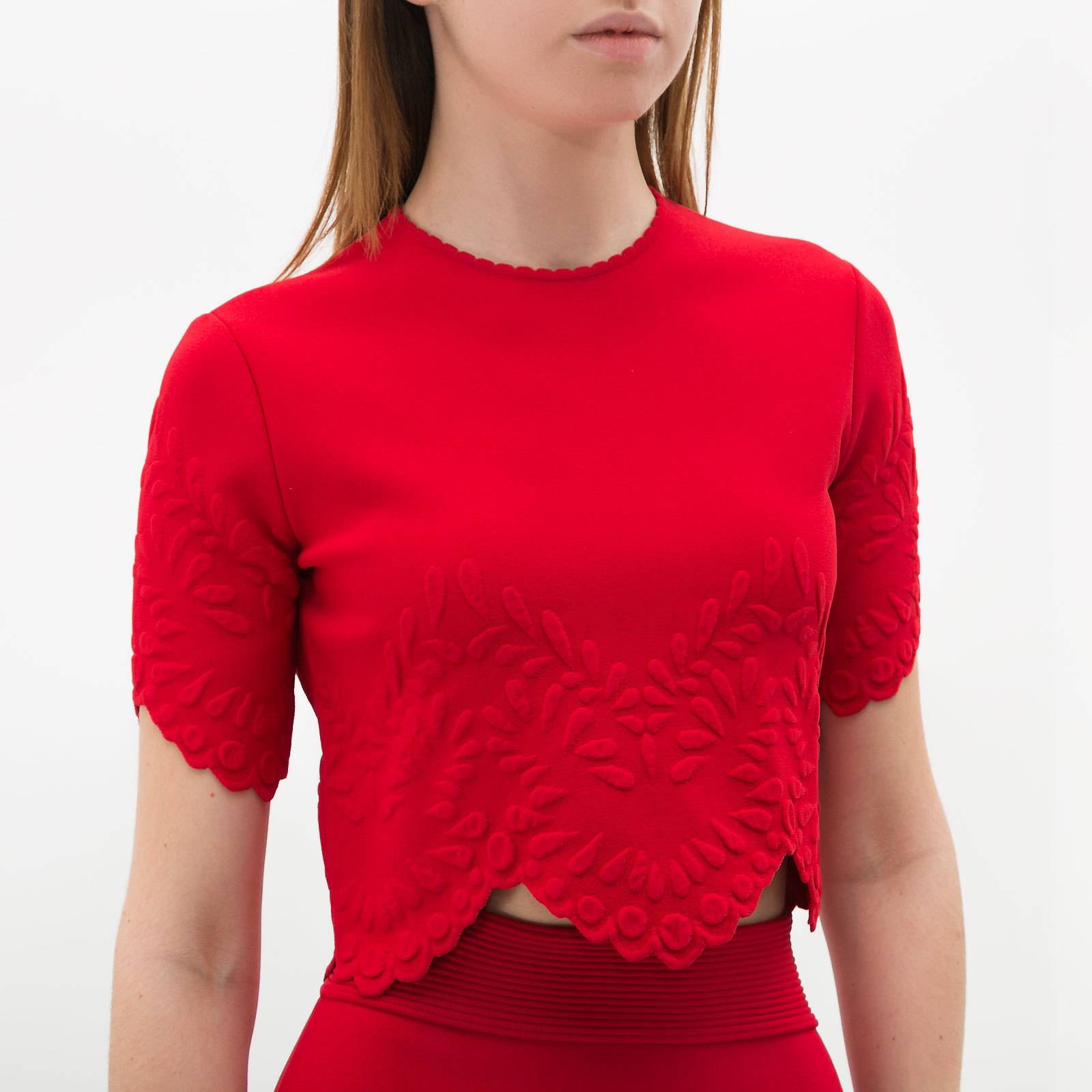 Костюм красного цвета Alexander McQueen - фото из каталога магазина брендовой одежды Second Friend Store Костюм Alexander McQueen - купить оригинал в секонд-хенде SFS - 5