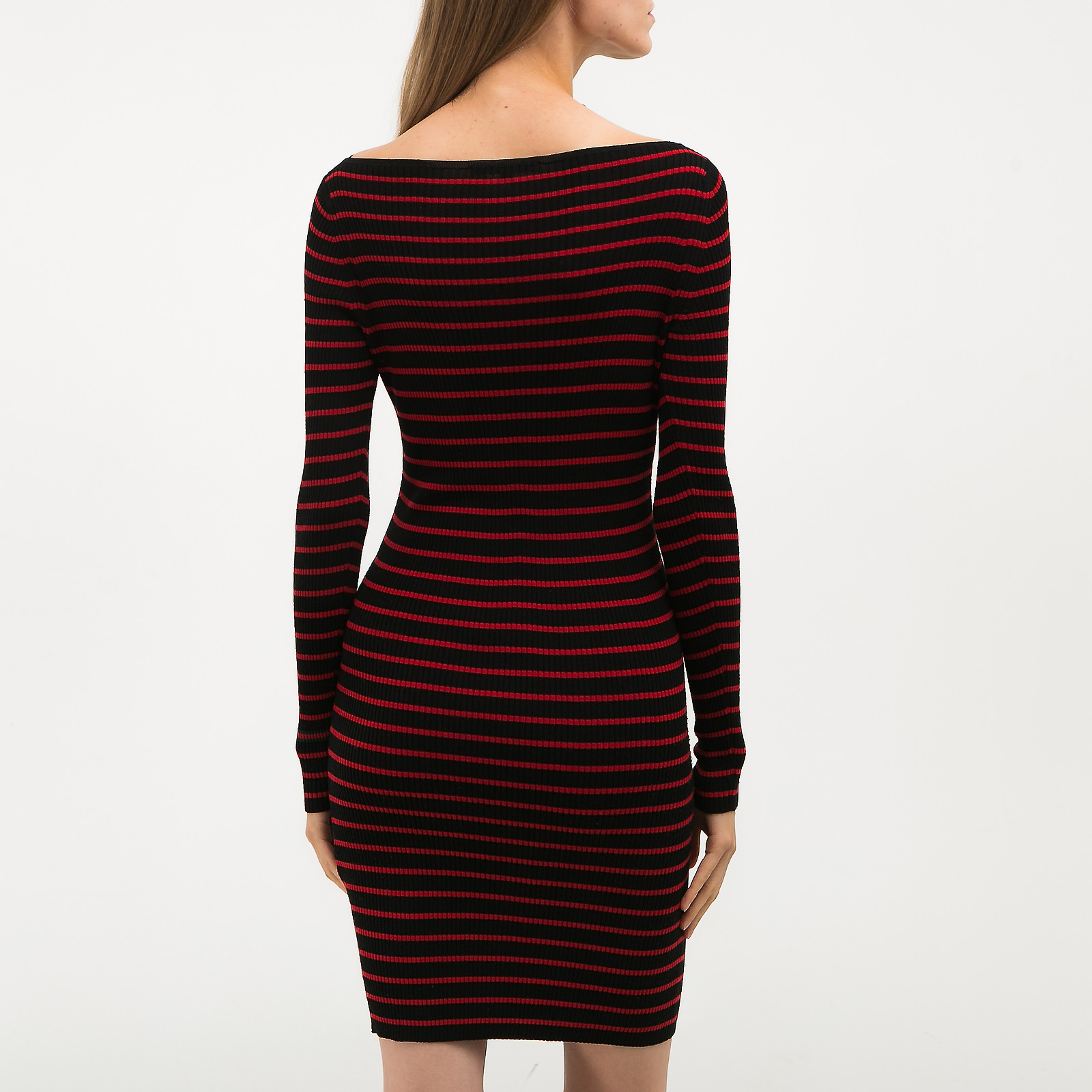 Платье черного цвета Gucci - фото из каталога магазина брендовой одежды Second Friend Store Платье Gucci - купить оригинал в секонд-хенде SFS - 2